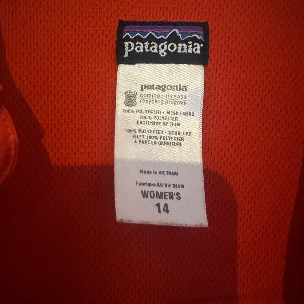 Patagonia Women's Red Button-up Shirt